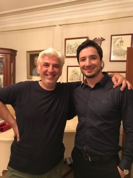 Оперный певец, педагог и общественник Сергей Москальков - голос СВО Оперный певец, педагог и общественник Сергей Москальков - голос СВО