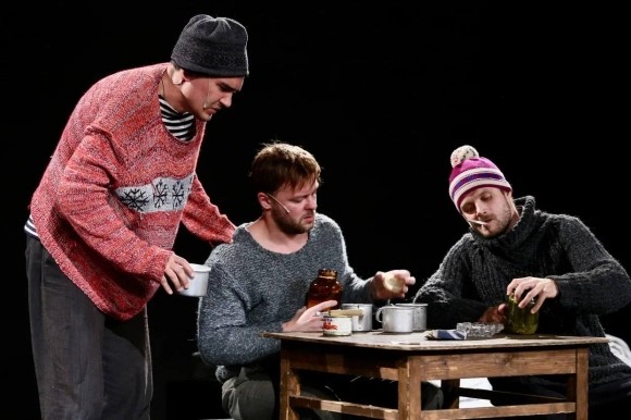 «Люди и птицы» взлетели в «Ленкоме»! «Люди и птицы» взлетели в «Ленкоме»!