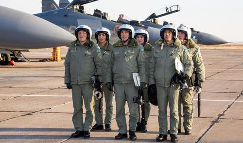 Есть подозрение, что Казахстан отправит 117 своих самолётов на Украину Есть подозрение, что Казахстан отправит 117 своих самолётов на Украину