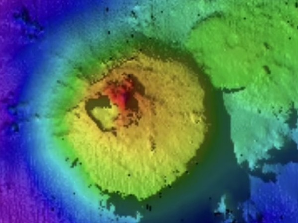 «Благоговейный трепет»: у берегов Америки обнаружена огромная подводная гора