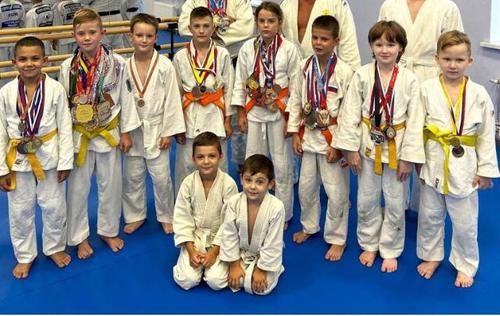 Павловский Посад: продолжается издевательство над юными спортсменами Павловский Посад: продолжается издевательство над юными спортсменами