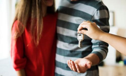 Государство возьмет под контроль арендодателей жилья Государство возьмет под контроль арендодателей жилья