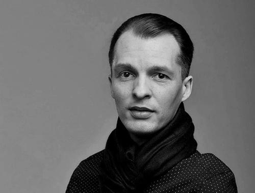 Балетмейстер и режиссер Александр Сапрунов погиб в ходе спецоперации Балетмейстер и режиссер Александр Сапрунов погиб в ходе спецоперации