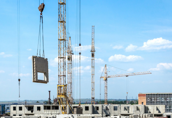 Застройщики спешат воспользоваться пока еще действующими льготными программами Застройщики спешат воспользоваться пока еще действующими льготными программами