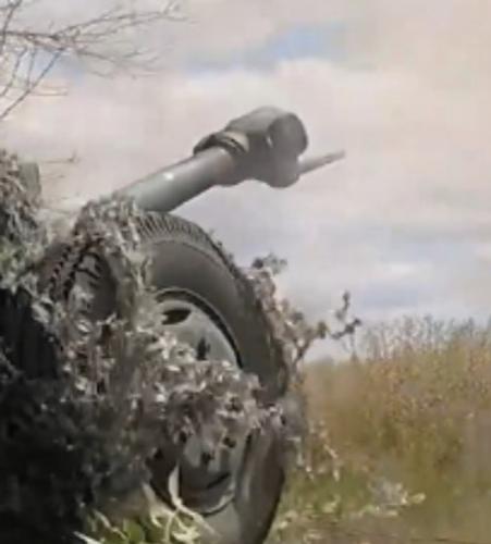 Артиллеристы ведут контрбатарейную борьбу под Купянском