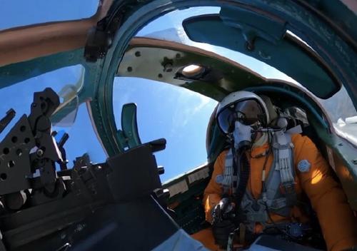 Российские МиГи-31 охотятся за украинскими самолётами Российские МиГи-31 охотятся за украинскими самолётами