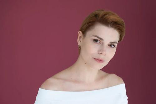 Актриса Полина Кузьминская: Рамзан Кадыров принимал нас с Жераром Депардье и Элизабет Хёрли, как арабский шейх