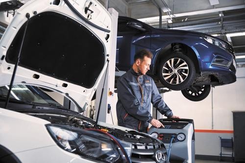 Когда доллар уйдёт из России? Когда доллар уйдёт из России?