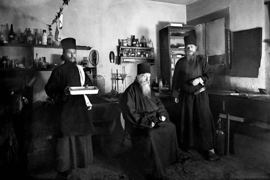 Костос Асимис: Я продолжаю историческую летопись русских фотографов с Афона 