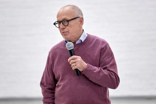 Режиссер Александр Ильин: и c молодежью надо не бояться разговаривать Режиссер Александр Ильин: и c молодежью надо не бояться разговаривать