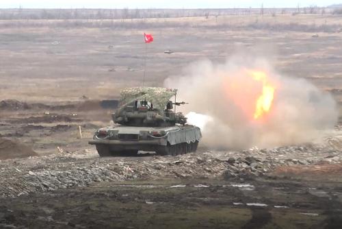 В ДНР открыли первый штатный полигон для боевой подготовки войск В ДНР открыли первый штатный полигон для боевой подготовки войск