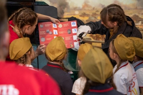 В музее «Г.О.Р.А.» стартовало новогоднее шоу В музее «Г.О.Р.А.» стартовало новогоднее шоу