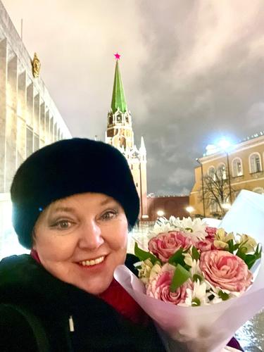 Актриса Галина Бокашевская: Давай начнем обнимать друг друга Актриса Галина Бокашевская: Давай начнем обнимать друг друга