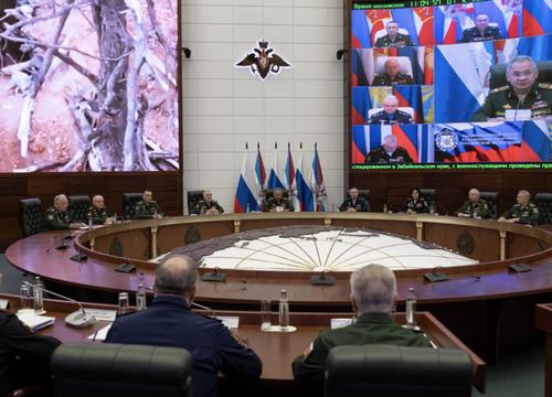 Шойгу: за полгода контрнаступления противник лишился свыше 125 тыс. человек Шойгу: за полгода контрнаступления противник лишился свыше 125 тыс. человек