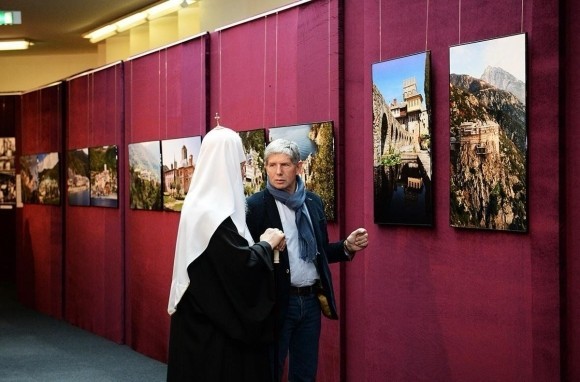 Костос Асимис: Я продолжаю историческую летопись русских фотографов с Афона 