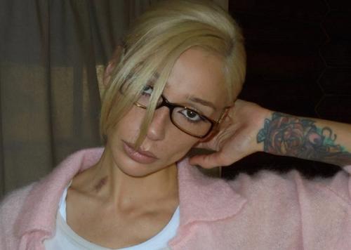 Ивлеева извинилась за «голую вечеринку» и направит деньги на благотворительность