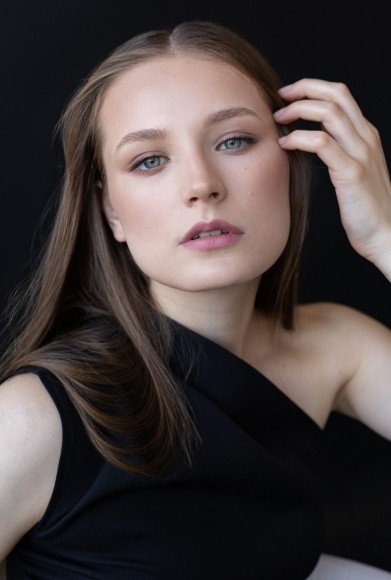 Актриса Дарья Савичева: В российской провинции ещё встречается любовь, как у Ромео и Джульетты Актриса Дарья Савичева: В российской провинции ещё встречается любовь, как у Ромео и Джульетты