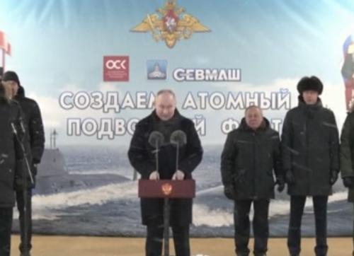 Путин поднял Андреевский флаг на двух новых АПЛ 