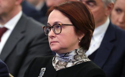 Набиуллина заявила, что ключевую ставку надо было повышать еще весной