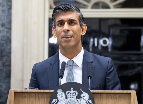 Сунак заявил о риске «поглощения» Европы нелегальными мигрантами Сунак заявил о риске «поглощения» Европы нелегальными мигрантами