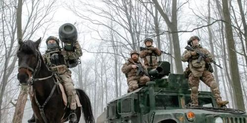 Бойцы ВСУ пересаживаются на коней 