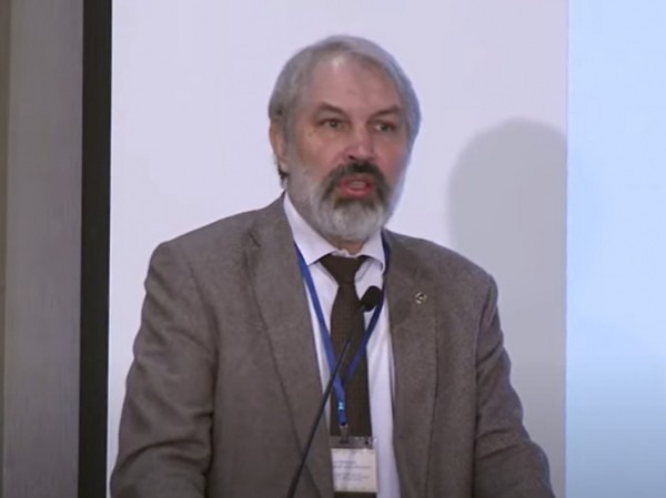 В Институте общей генетики объяснили отстранение директора Кудрявцева, связавшего грехи с болезнями