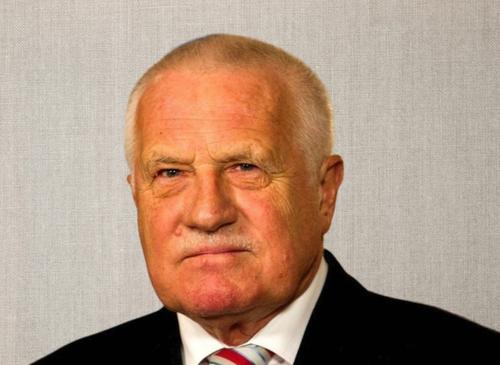 Политики Европы всё чаще перестают быть пассивными наблюдателями и начинают поддерживать Россию