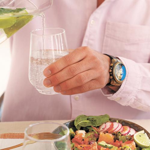 Вода, душ, спорт с едой несовместимы