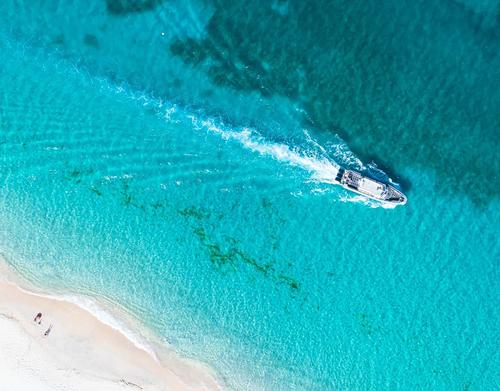 Актер Кристиан Оливер со своими детьми погиб в авиакатастрофе