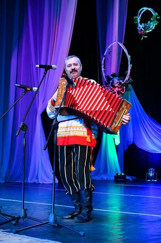 Сергей Логачёв – Заслуженный гармонист России