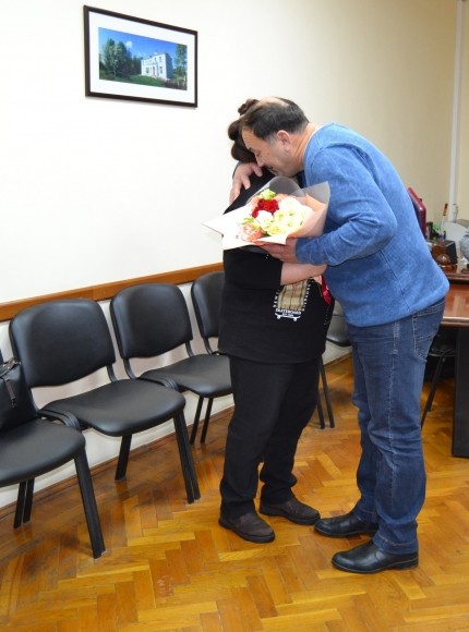 «Идите, еще Путину напишите!»: матери погибшего бойца вручили награду сына без должного уважения к памяти героя «Идите, еще Путину напишите!»: матери погибшего бойца вручили награду сына без должного уважения к памяти героя