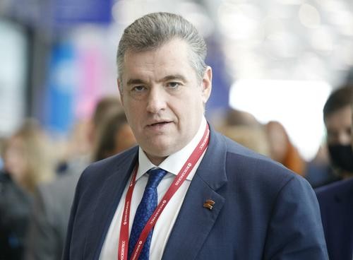 «Коммунисты России» направят в Госдуму требование лишить Слуцкого мандата 