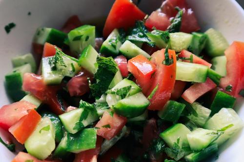 В Минсельхозе рассказали, что помидоры и огурцы подешевеют весной