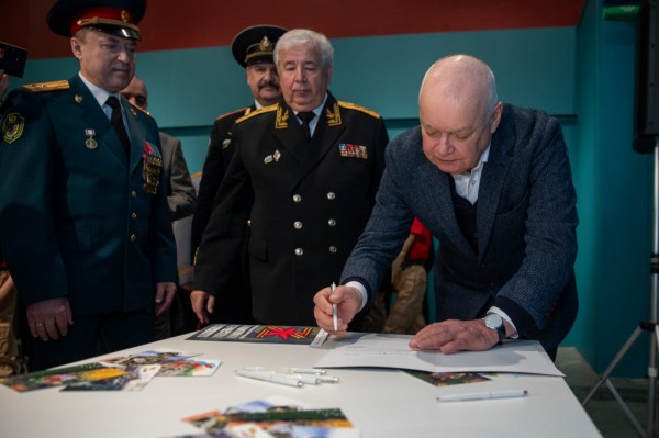 Фотовыставку «Защитники» представили в Музее Победы       