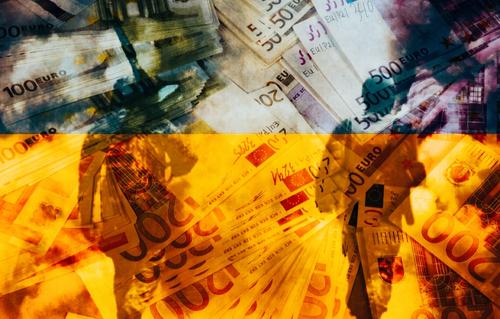 Чьими деньгами будут кормить Украину?