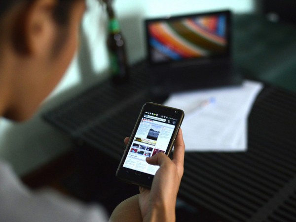 Ученый-когнитивист объяснил, что погружение в новости делает с психикой человека