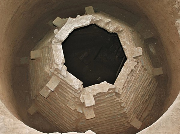 Археологи сообщили о новых необычных находках в знаменитой гробнице