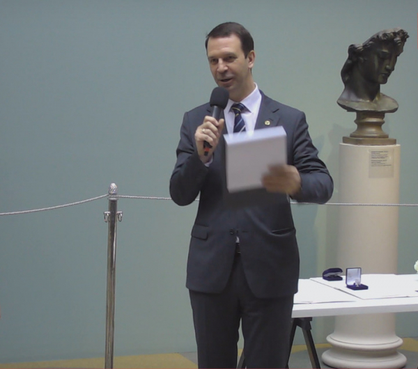 Академик Оганесян рассказал о споре между западными и российскими учеными по поводу 118 элемента