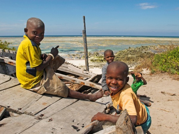 Новое исследование опровергло миф о возможности купить счастье за деньги