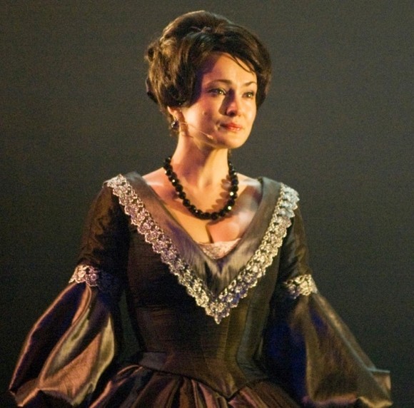 Анастасия Бусыгина: «Театр для меня место силы!» Анастасия Бусыгина: «Театр для меня место силы!»