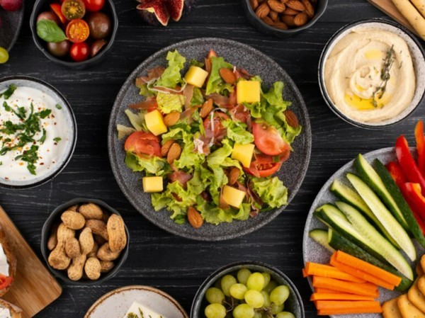 Ученые озвучили положительные эффекты десятиразового питания