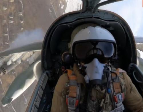 Лётчики штурмовой авиации ВКС РФ обстреляли скопление войск врага 