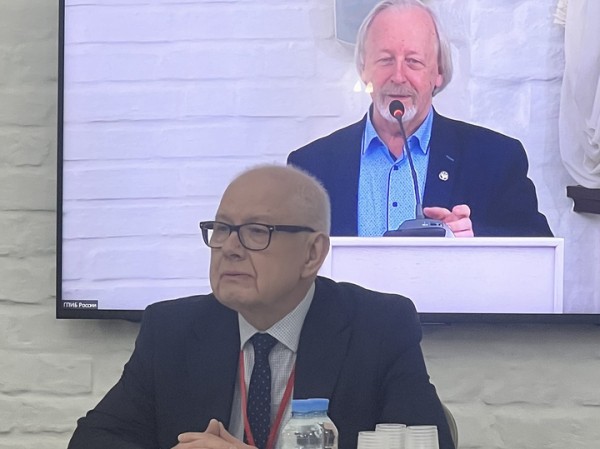 «Наука выше санкций»: российские и норвежские ученые провели дискуссию об Арктике