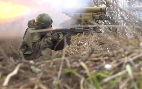 Лёгкий ПТРК «Метис-М1» поражает тяжёлые цели на СВО Лёгкий ПТРК «Метис-М1» поражает тяжёлые цели на СВО