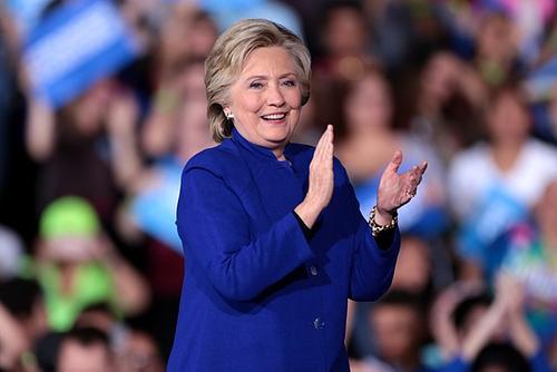 Сенатор Сергей Цеков назвал Хиллари Клинтон токсичным политиком Сенатор Сергей Цеков назвал Хиллари Клинтон токсичным политиком