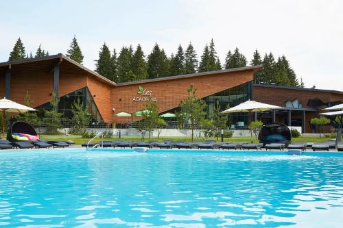 За городом как на курорте: семейные каникулы в LES Art Resort  За городом как на курорте: семейные каникулы в LES Art Resort