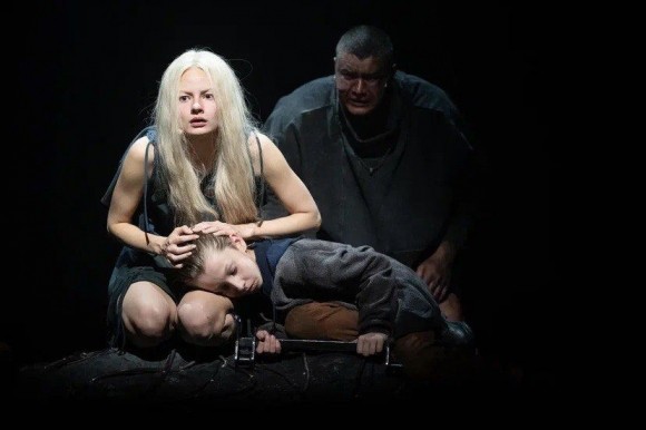 Актриса Софья Евстигнеева: У дедушки я учусь сочетанию юмора и трагизма Актриса Софья Евстигнеева: У дедушки я учусь сочетанию юмора и трагизма