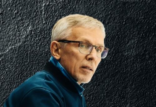 Скелеты в шкафу Профессора: почему все так любят Ларионова и какой он на самом деле Скелеты в шкафу Профессора: почему все так любят Ларионова и какой он на самом деле