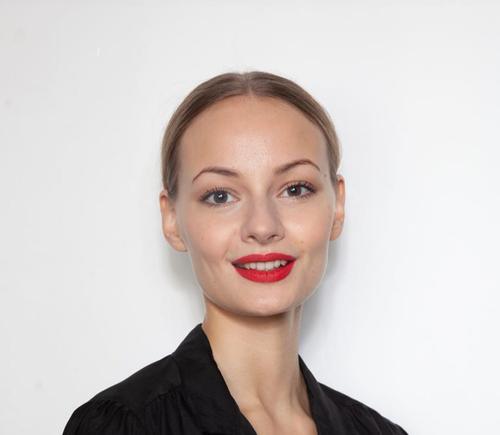 Актриса Софья Евстигнеева: У дедушки я учусь сочетанию юмора и трагизма Актриса Софья Евстигнеева: У дедушки я учусь сочетанию юмора и трагизма