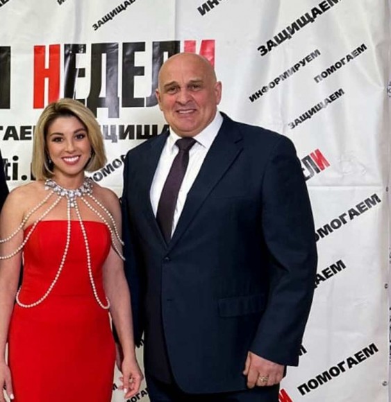 Артист, воин и гражданин Алексей Огурцов: Победа однозначно будет за нами! Артист, воин и гражданин Алексей Огурцов: Победа однозначно будет за нами!